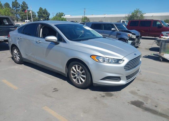 2015 FORD Fusion