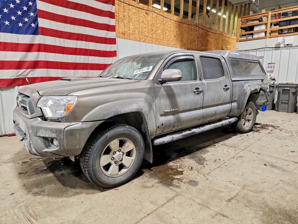 2015 TOYOTA Tacoma