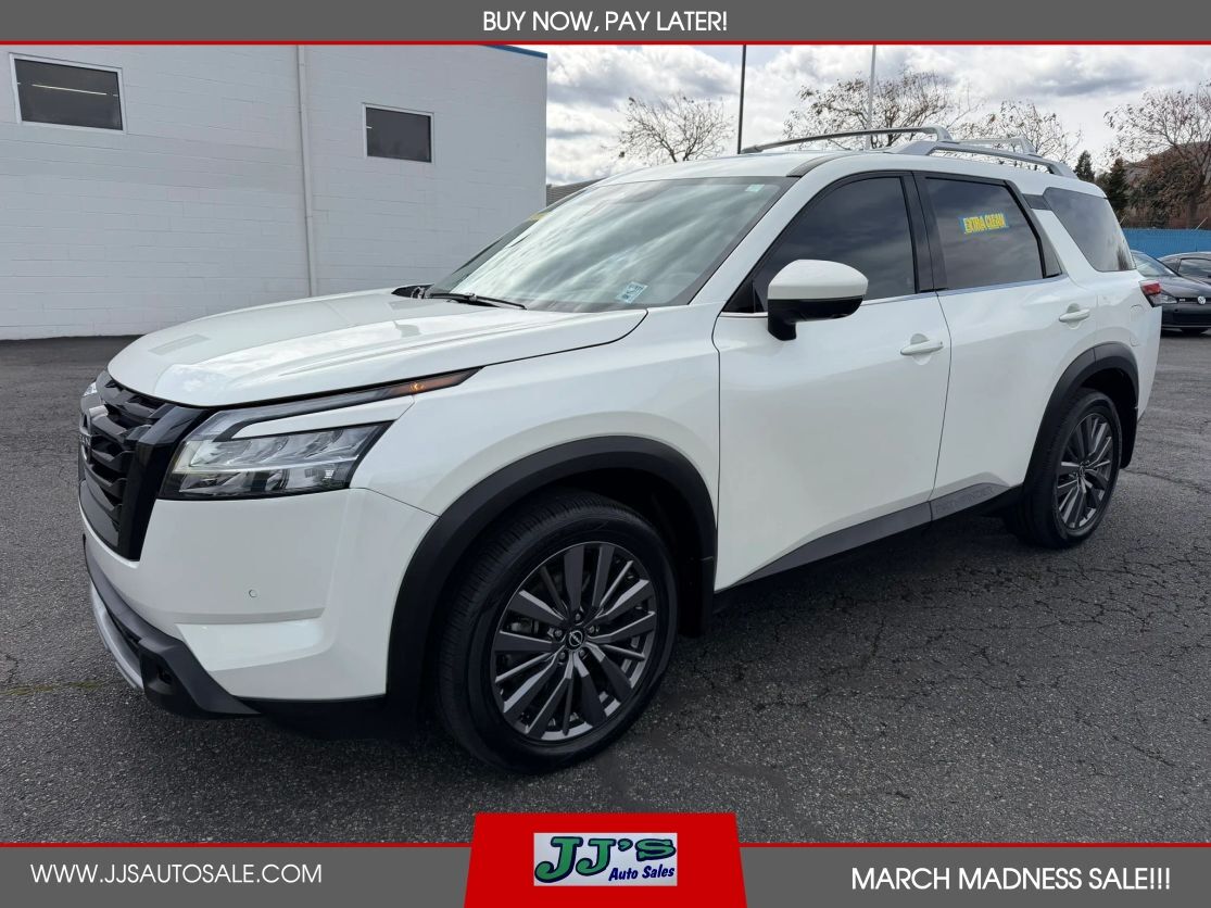 2023 NISSAN Pathfinder