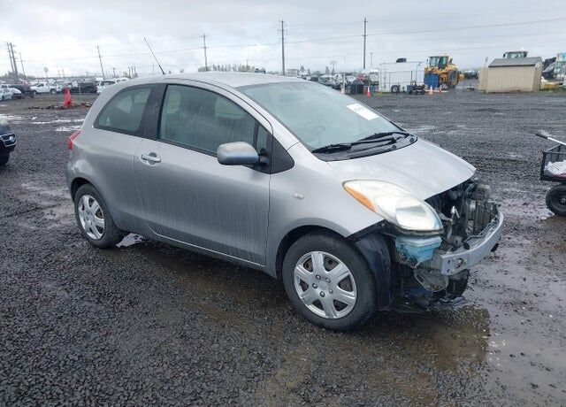 2009 TOYOTA Yaris