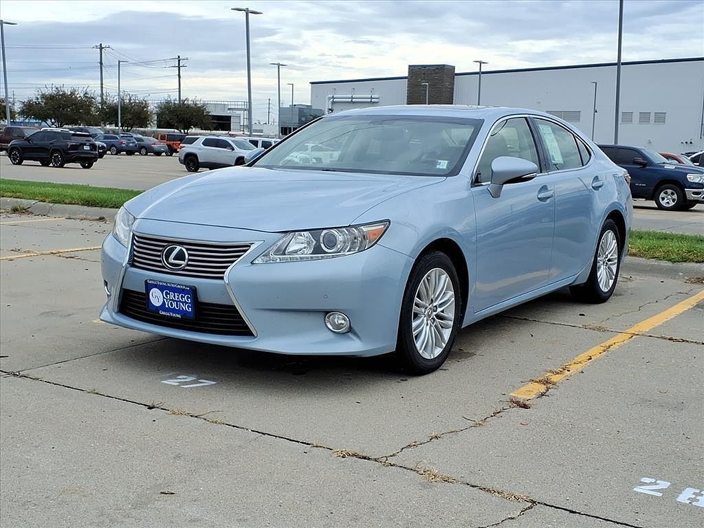 2013 LEXUS ES