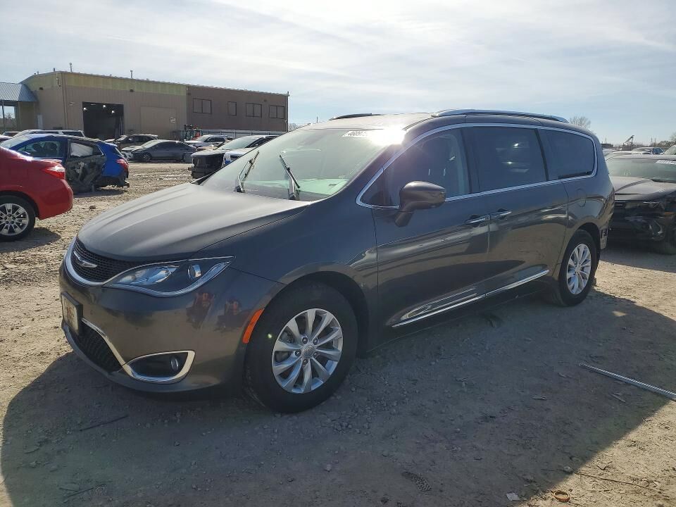 2018 CHRYSLER Pacifica