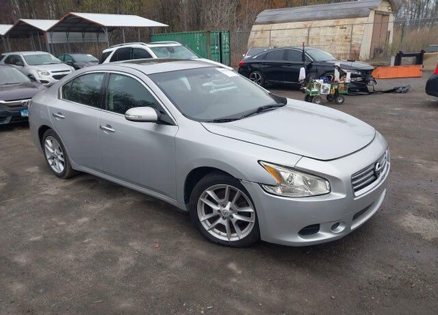 2013 NISSAN Maxima