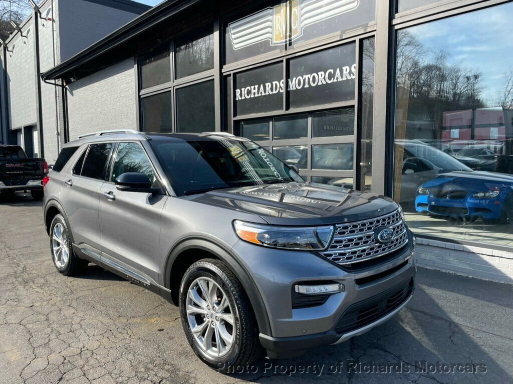 2022 FORD Explorer