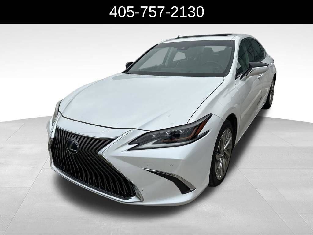 2020 LEXUS ES