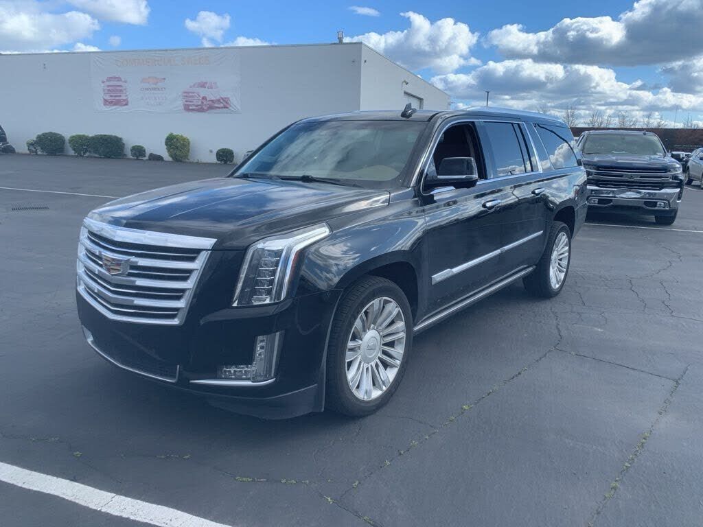 2016 CADILLAC Escalade