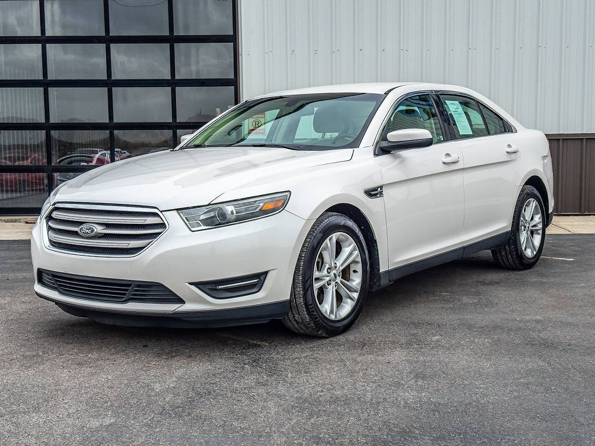 2016 FORD Taurus