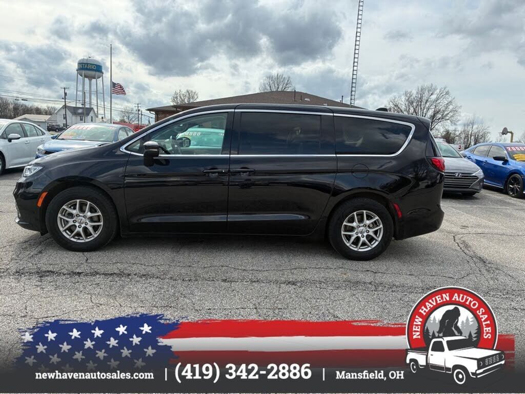 2024 CHRYSLER Pacifica