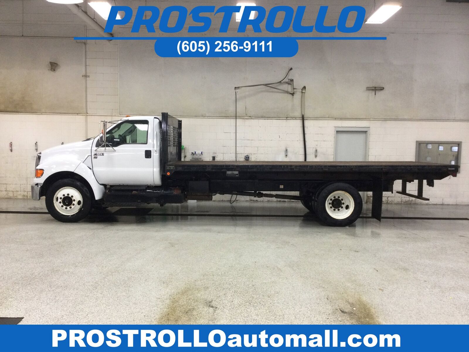 2012 FORD F-650