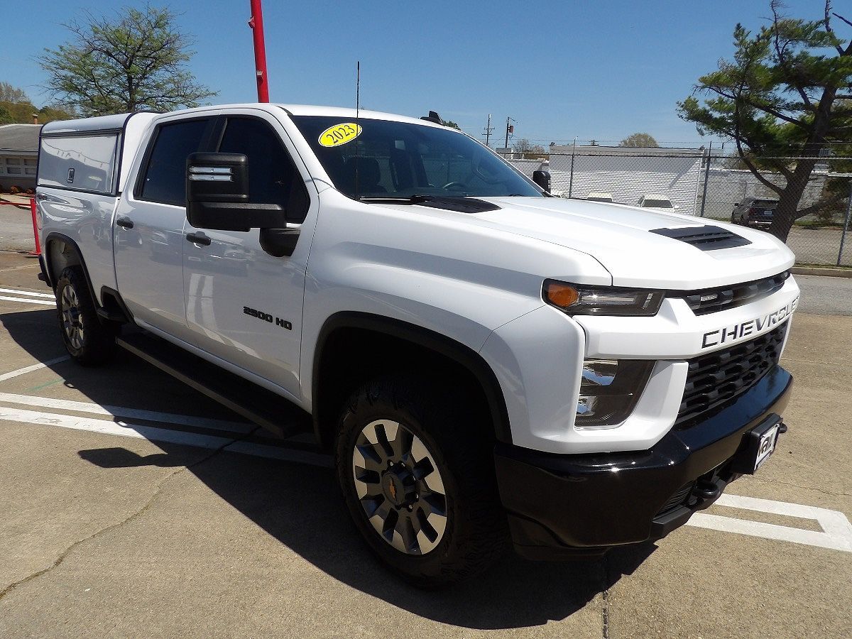 2023 CHEVROLET Silverado HD