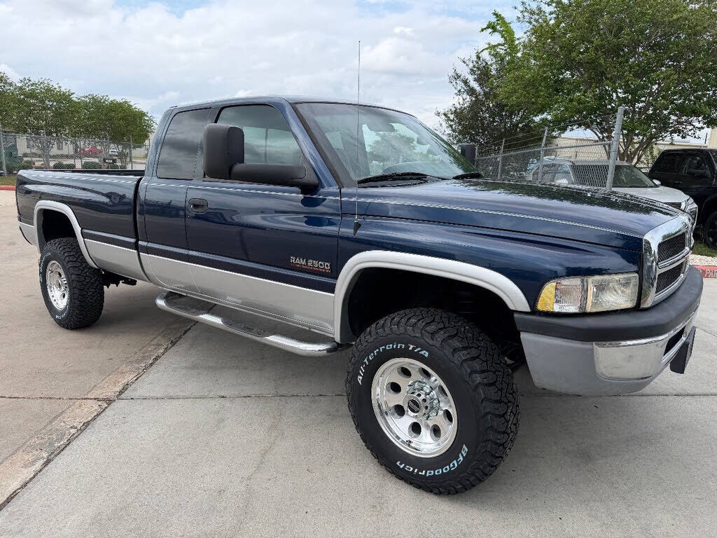 2002 DODGE Ram
