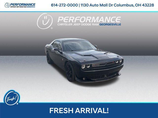 2016 DODGE Challenger