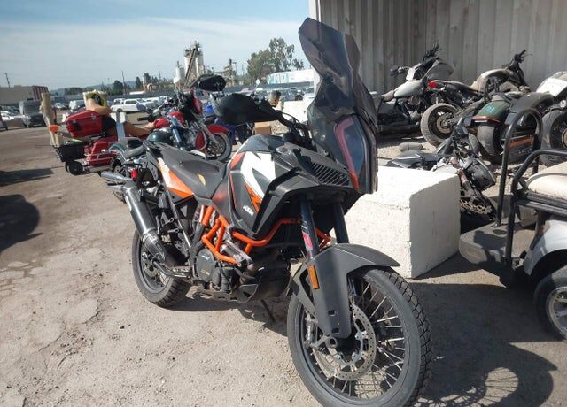2020 KTM Super Adventure