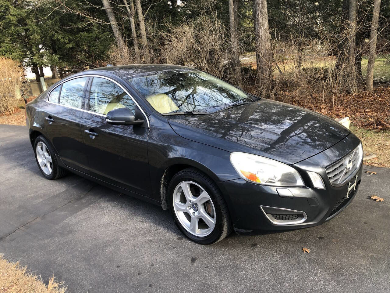 2013 VOLVO S60