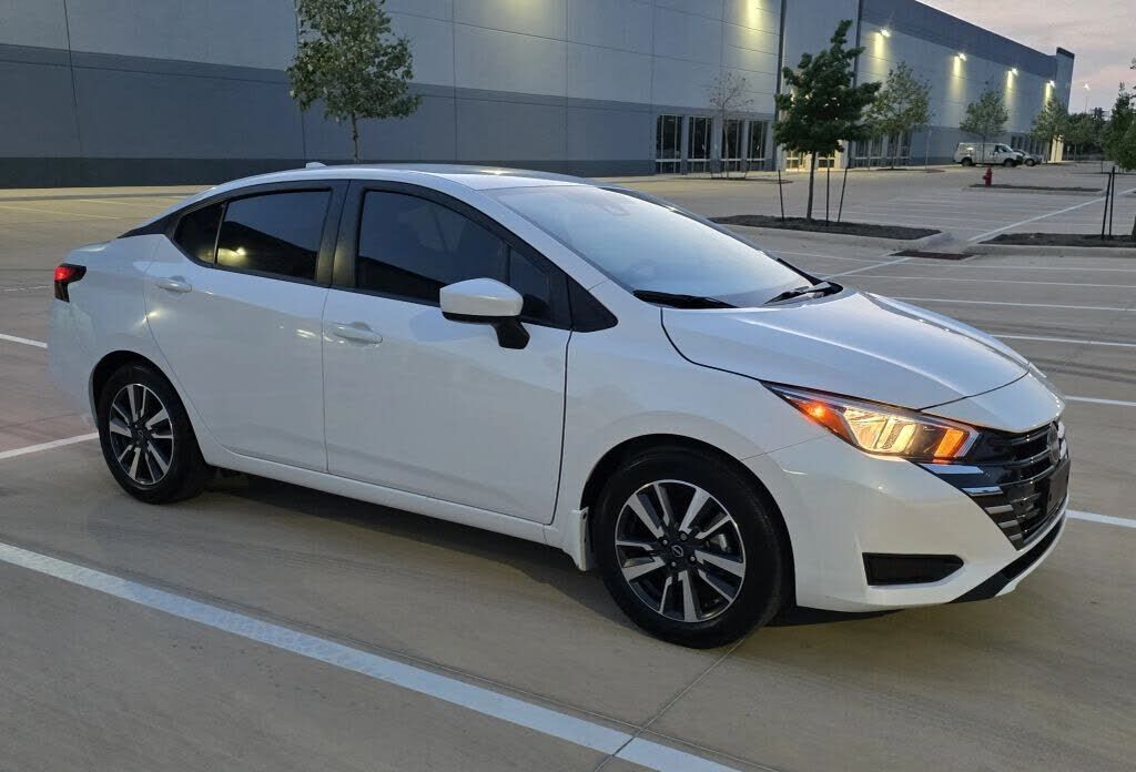 2024 NISSAN Versa