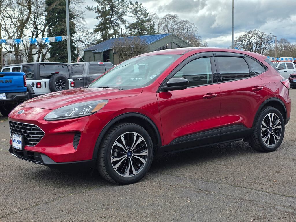 2022 FORD Escape