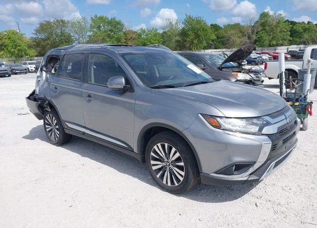 2020 MITSUBISHI Outlander