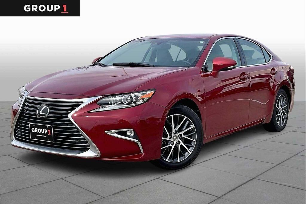 2018 LEXUS ES