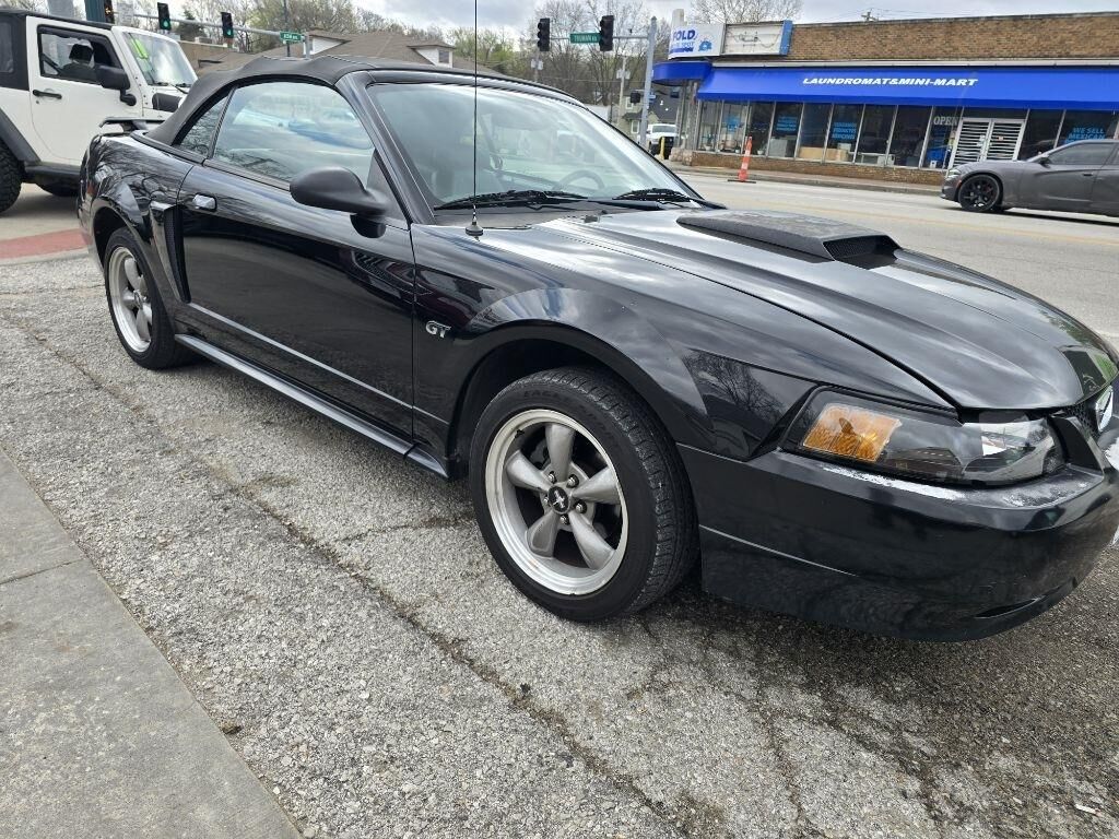 2002 FORD Mustang
