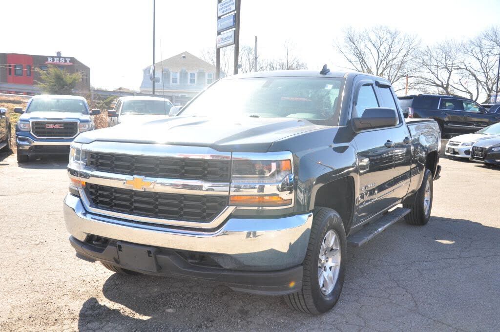 2018 CHEVROLET Silverado