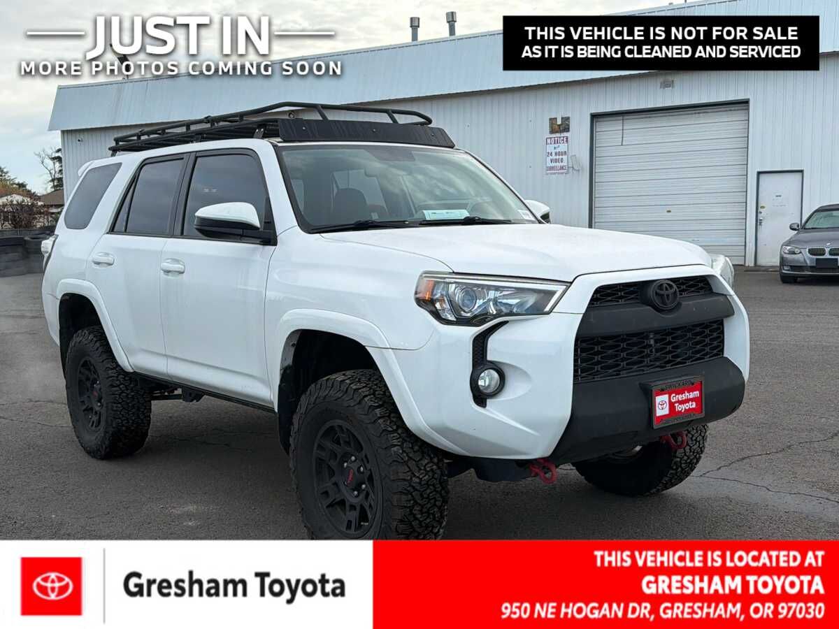 2017 TOYOTA 4-Runner