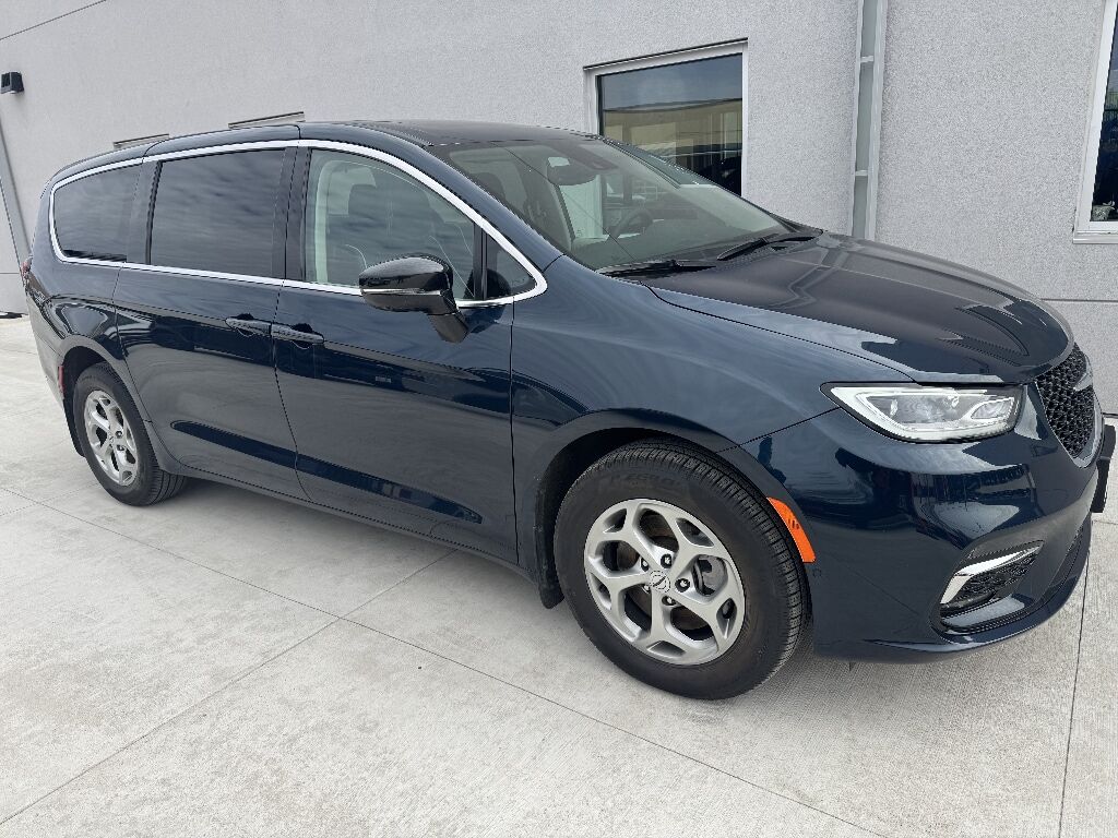 2024 CHRYSLER Pacifica