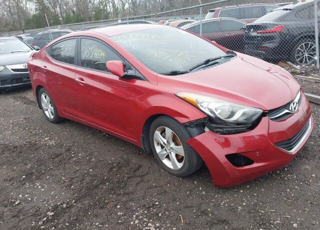 2011 HYUNDAI Elantra