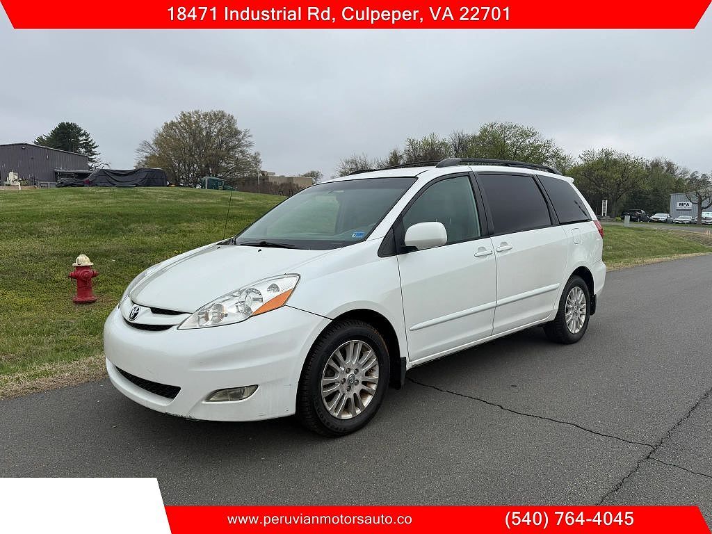 2009 TOYOTA Sienna