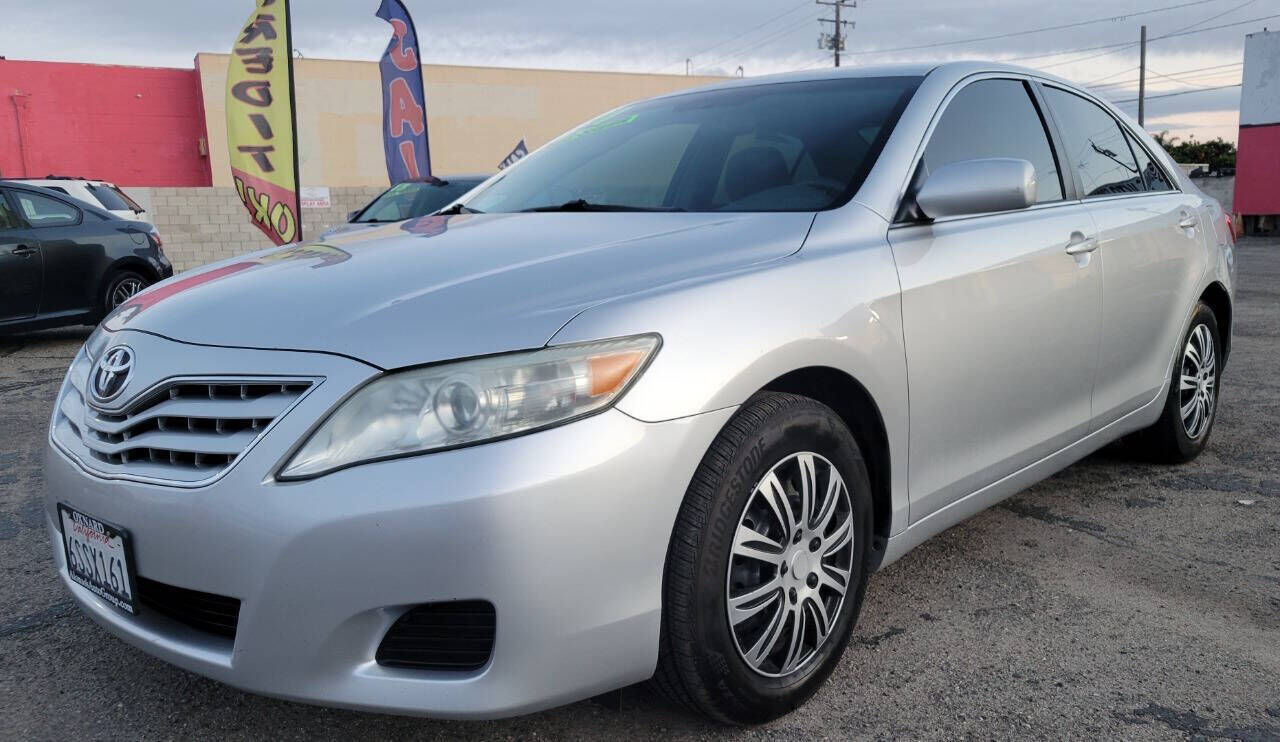 2011 TOYOTA Camry