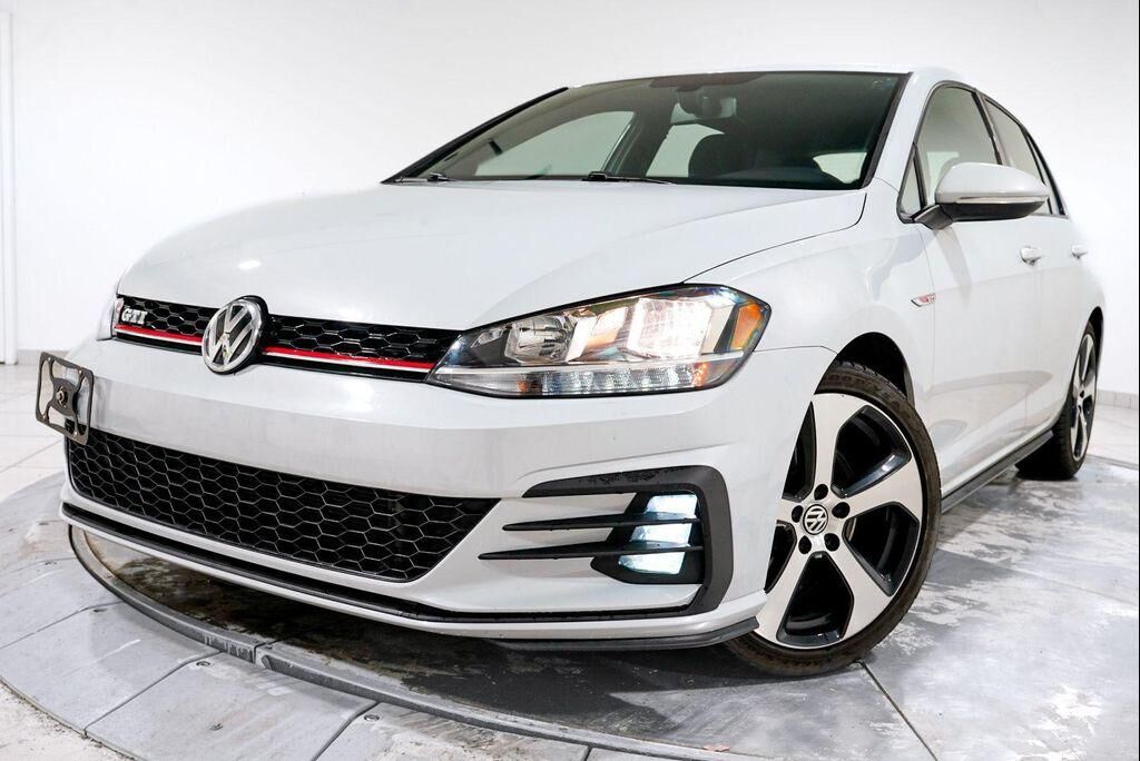 2018 VOLKSWAGEN Golf GTI