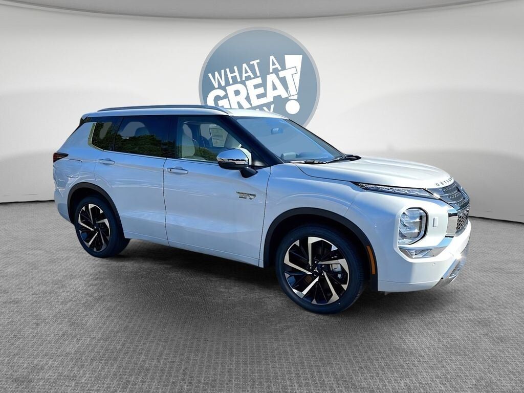2025 MITSUBISHI Outlander