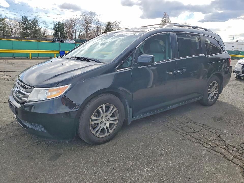 2011 HONDA Odyssey