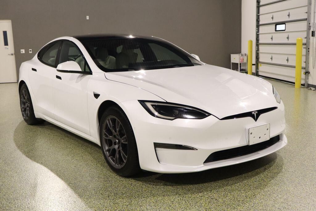 2022 TESLA Model S