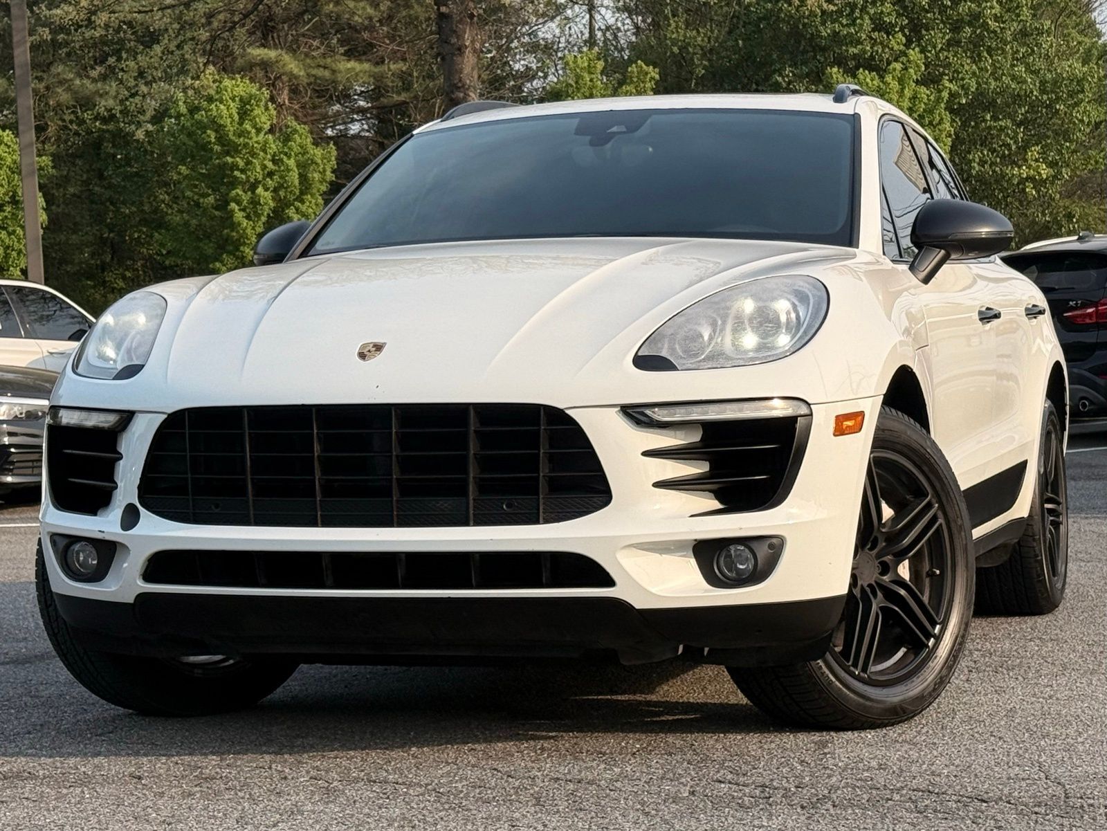 2017 PORSCHE Macan