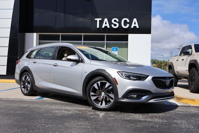 2018 BUICK Regal TourX