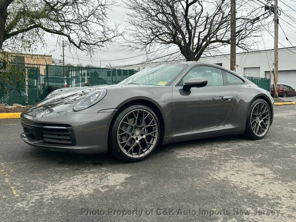 2021 PORSCHE 911