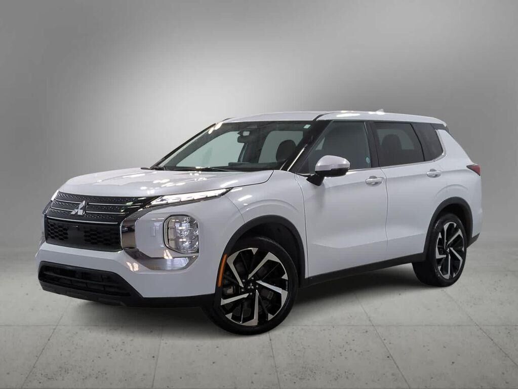 2020 MITSUBISHI Outlander