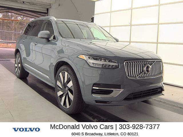 2023 VOLVO XC90