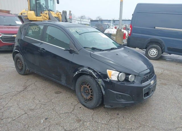2015 CHEVROLET Sonic