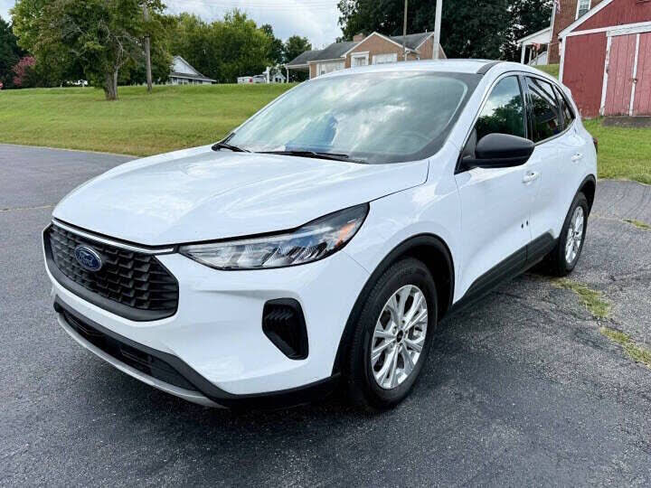 2023 FORD Escape