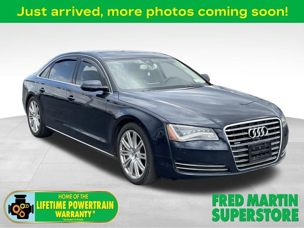 2013 AUDI A8