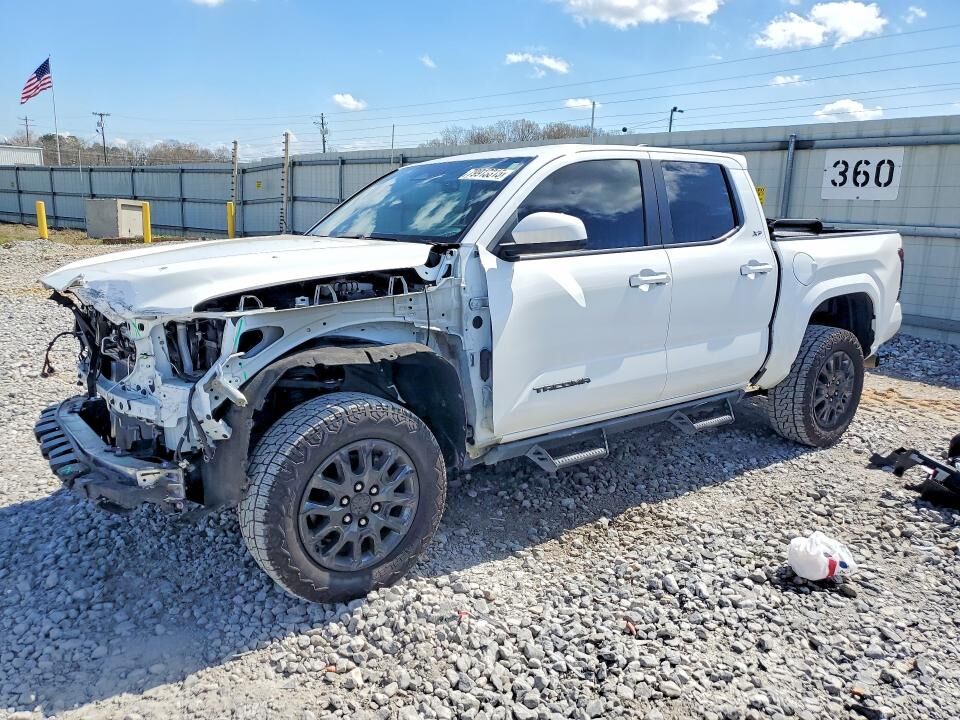 2024 TOYOTA Tacoma