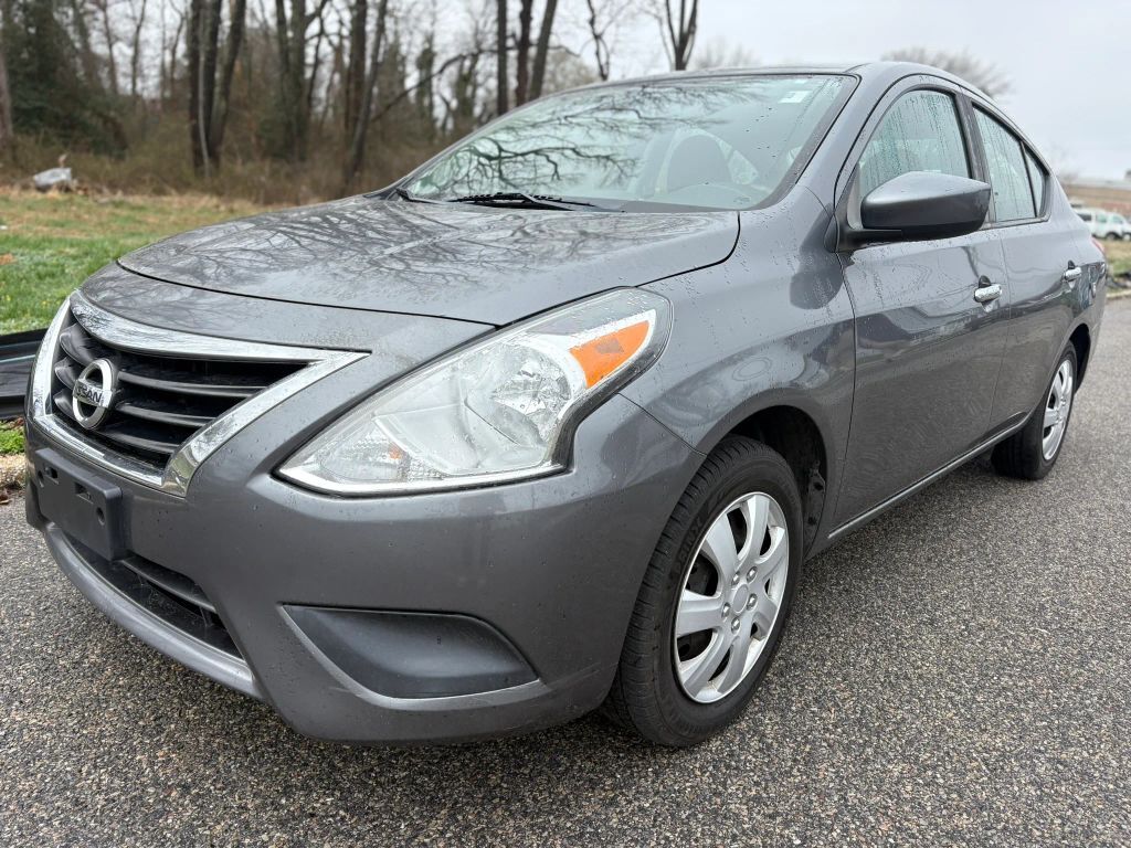 2019 NISSAN Versa