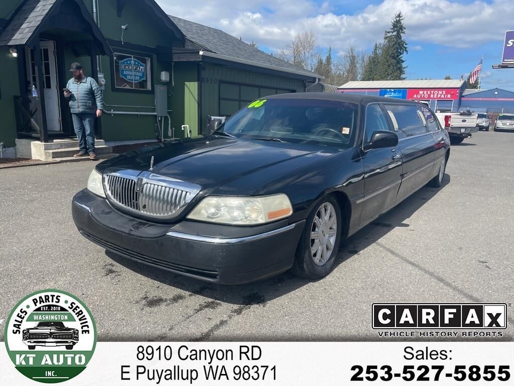 2006 LINCOLN Town Car