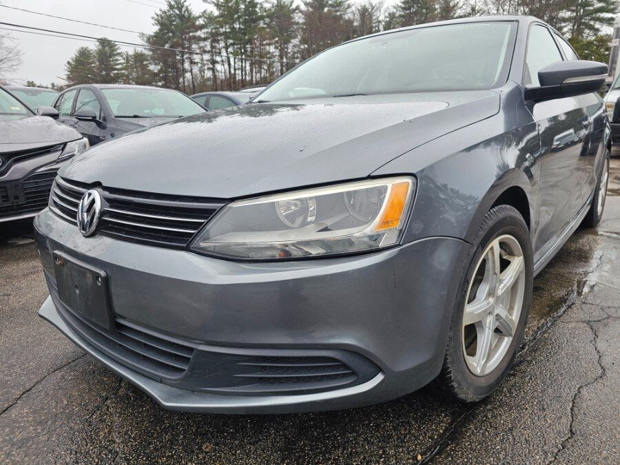 2012 VOLKSWAGEN Jetta