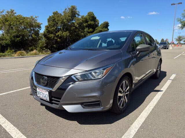 2020 NISSAN Versa