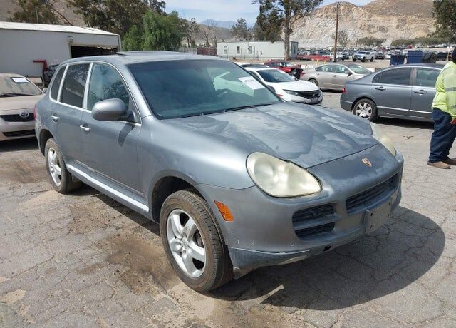 2004 PORSCHE Cayenne
