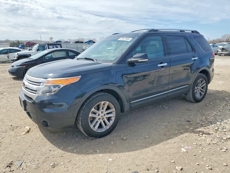 2014 FORD Explorer