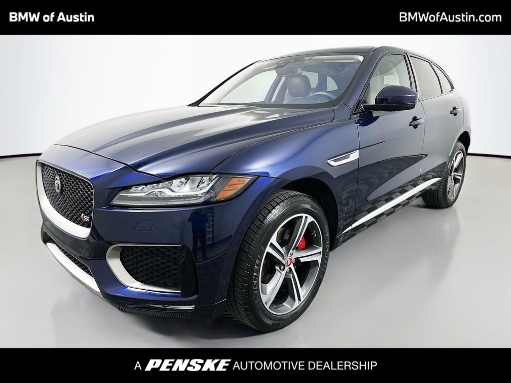 2017 JAGUAR F-Pace