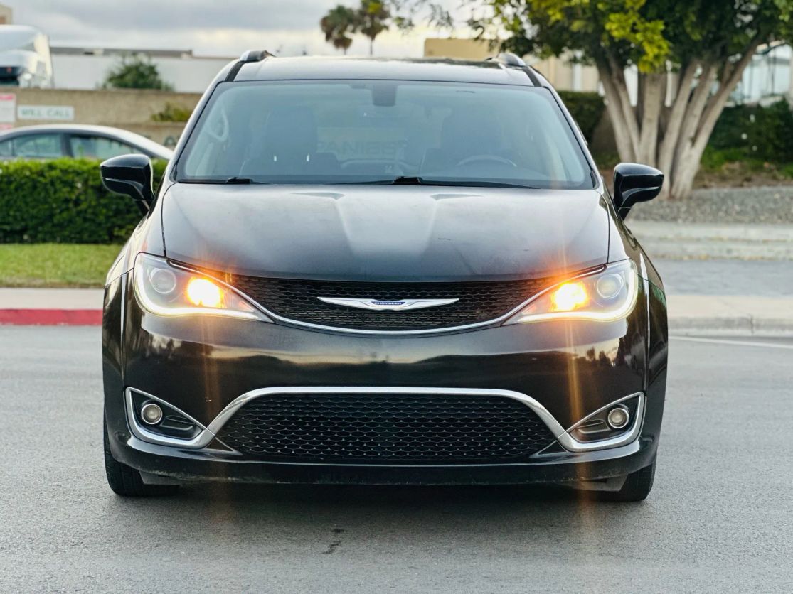 2020 CHRYSLER Pacifica